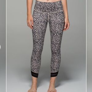 Lululemon Women's High Times Pant Mesh Ace Spot Grain Black | Leggings 6